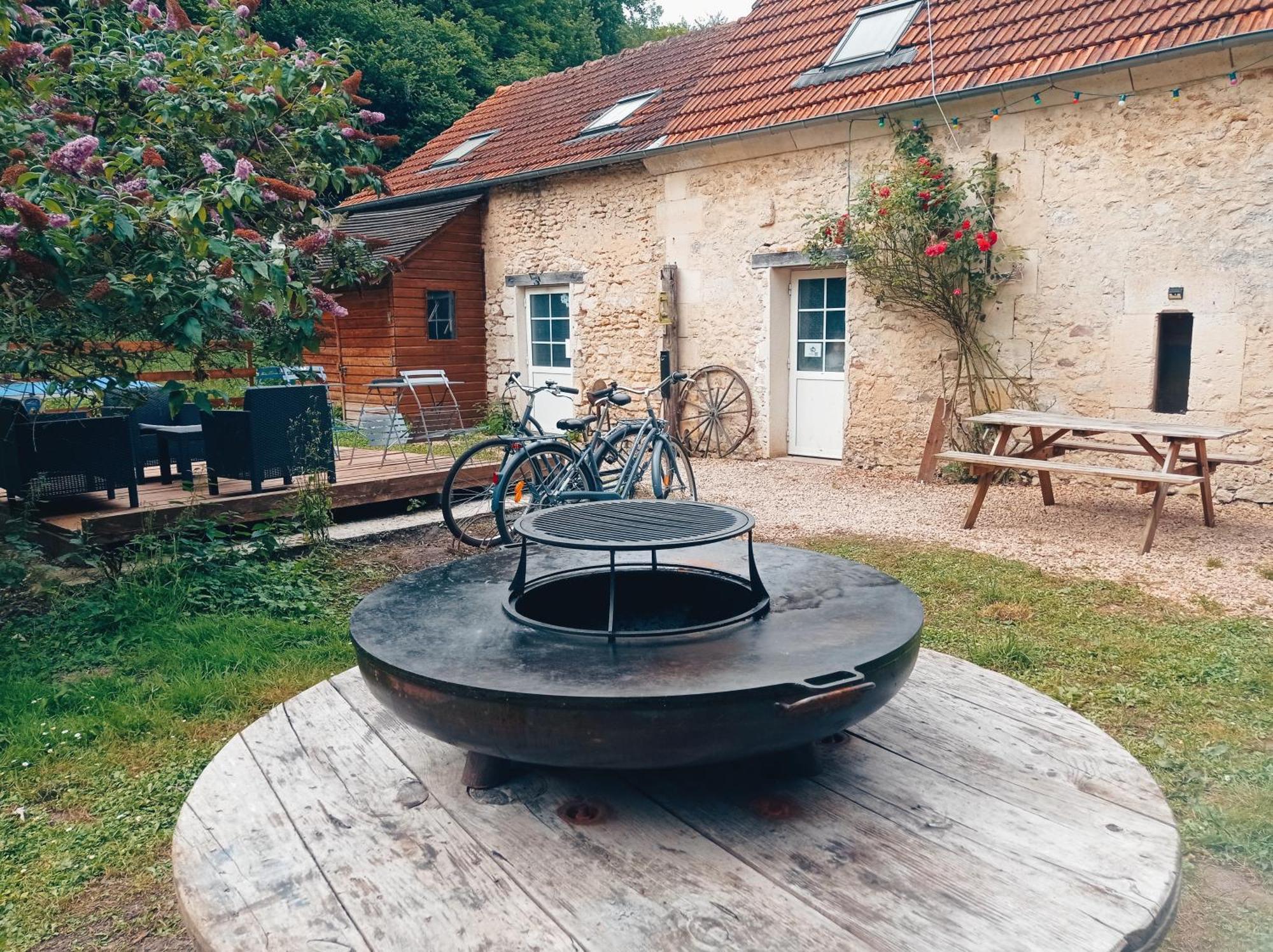 Chez Tombivouac Villa Пиерфон Екстериор снимка